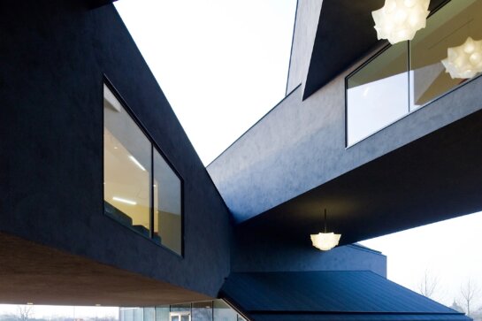 Das-VitraHaus-Weil-am-Rhein-DE_03_W2400xH0