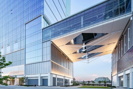 51835_2400x1600px_W2400xH0