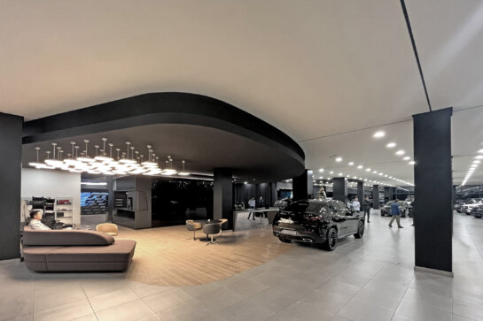 Mevan-sto-iraq-mercedes_h